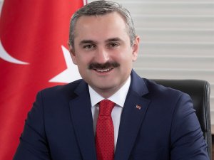Ak Parti İstanbul İl Başkanlığı’ndan 65 yaşa ‘Vefa Telefonu’