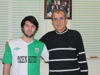 Halim Boşnak Vefa'ya imzayı attı