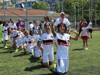 Minik Kızlar Liginde 3.Beşiktaş oldu