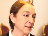 Usta oyuncu Tomris İncer hayatını kaybetti