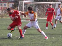 Kurtköyspor-Uzunderespor maçında gol sesi çıkmadı