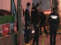 Şişli’de gece kulübü önünde silahlı kavga