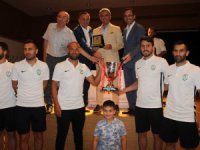 Şile Yıldızspor şampiyonluk kupasını aldı
