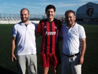 Öz Karacaahmetspor golcüsünü buldu