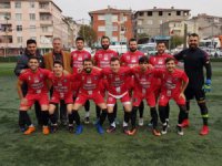 Çakmakspor 10 kişi ile kazandı