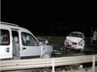 Esenler'de kafa kafaya çarpışma