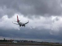 Lodos hava trafiğini olumsuz etkiliyor