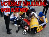 Motosiklet sürücüsünü kaskı kurtardı