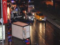 Kamyonet Takla Attı : 2 yaralı