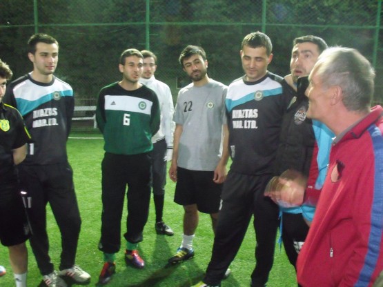 Ayazağa Esenspor, neşeli idmanlarını sürdürdü 6