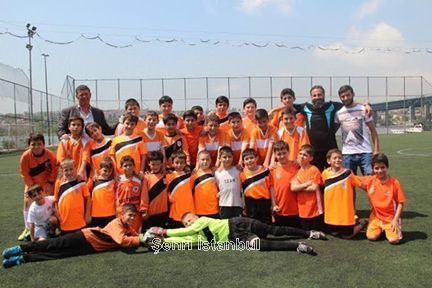 Hasköyspor futbol okuluna talep artıyor