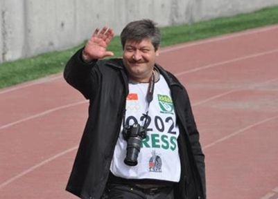Tunaspor basın sözcüsü Selim Açan istifa etti.