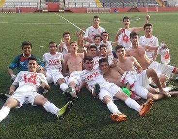 Firuzköyspor liderlik koltuğunda