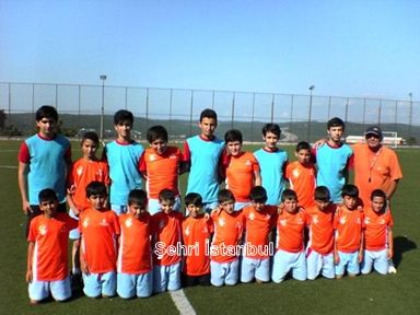 Ömerlispor futbol okulu, yaz sezonunu açtı