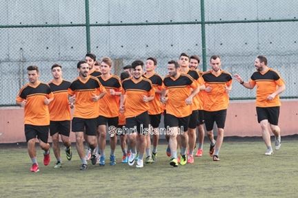 Gazi Mahallesispor topbaşı yaptı