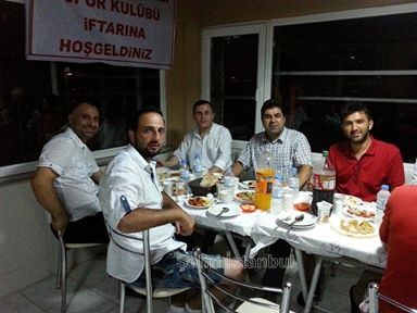 Esenyalıspor'dan İftar yemeği