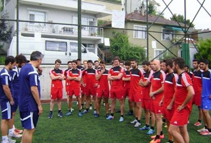 Çengelköyspor çalışmalarını sürdürüyor