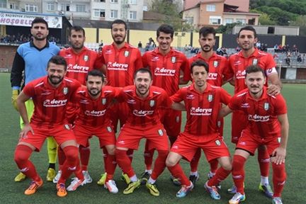 Ataşehir Çamolukspor'un liderlik keyfi