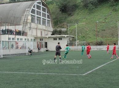 Esenlerspor uçuşa geçti