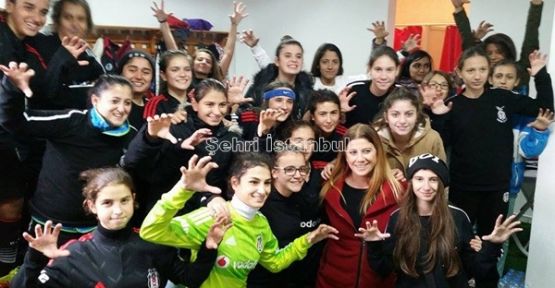 Dişi Kartallardan rahat galibiyet
