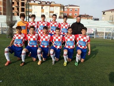 Esenyalı, Kemahsporu uzatmalarda geçti