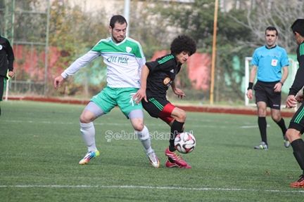 Alemdağspor zirvenin tek sahibi