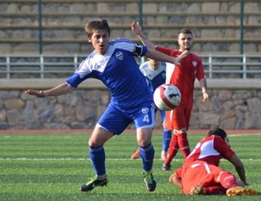 Sultanbeyli Belediyespor ilk yarıyı zirvede bitirdi