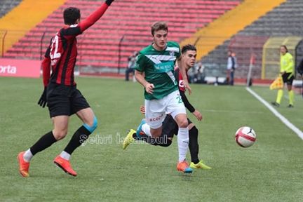 Karagümrük Bursa'yı elinden kaçırdı