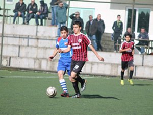 Kartal Bulvarspor liderliğini sürdürdü