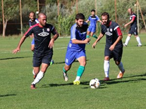 Çengelköyspor Gemlik’i tek golle geçti