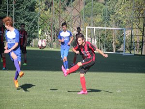 Kuştepespor liderliği kaybetti