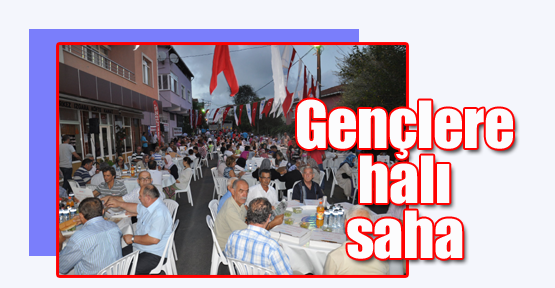 Karaağaçlı gençlere halı saha sözü