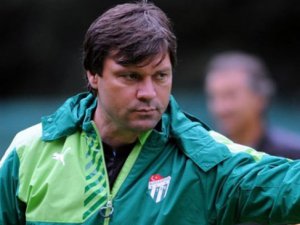 Ertuğrul Sağlam Tuzlaspor’da