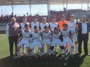 Çekmeköy Çarşıspor 3 puanı 3 golle aldı