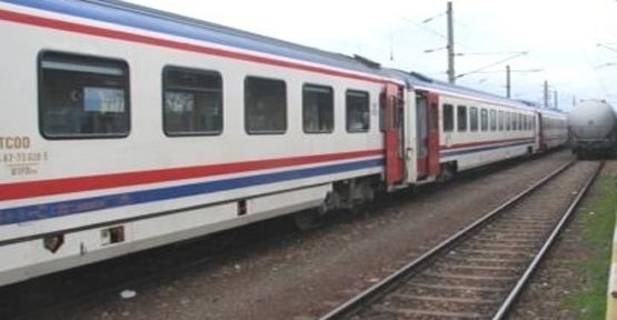 Banliyö tren ücretlerine zam
