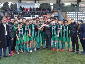 Batı Trakyaspor ligi şampiyon tamamladı