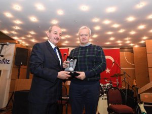 İnönü yine kendi ekibi tarafından ‘Satış’ a getiriliyor