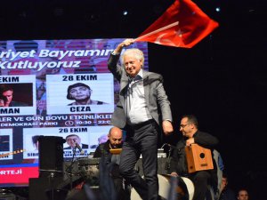 Muammer Keskin’den 4 gün 4 gece Cumhuriyet kutlaması