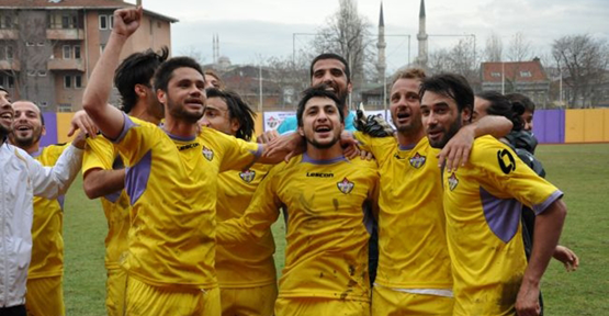 Eyüpspor, Demir Çelik'e bileniyor
