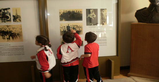 Atatürk'ü Şişli'deki evinde andılar