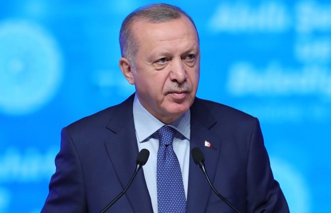 Cumhurbaşkanı Erdoğan'dan "Anneler Günü" mesajı