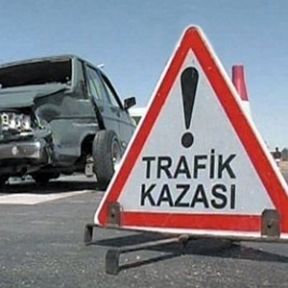 İstanbul'da Kaygan Yol Kazalara Neden Oluyor
