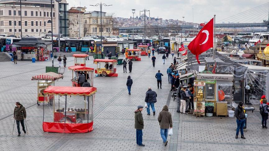Sokağa çıkma yasağı sona erdi! Yeni dönem başladı