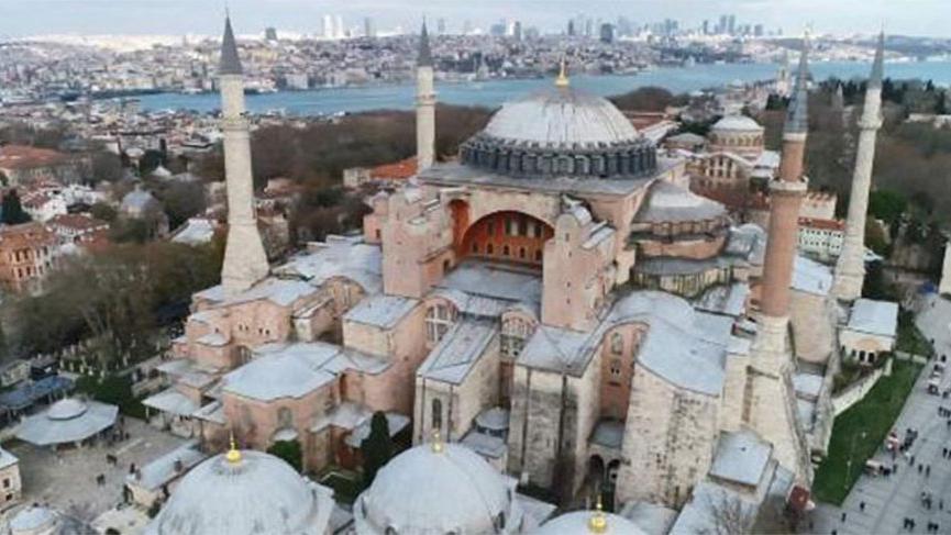 AKP, TBMM’deki oylamada Ayasofya’nın ibadete açılmasını reddetti!