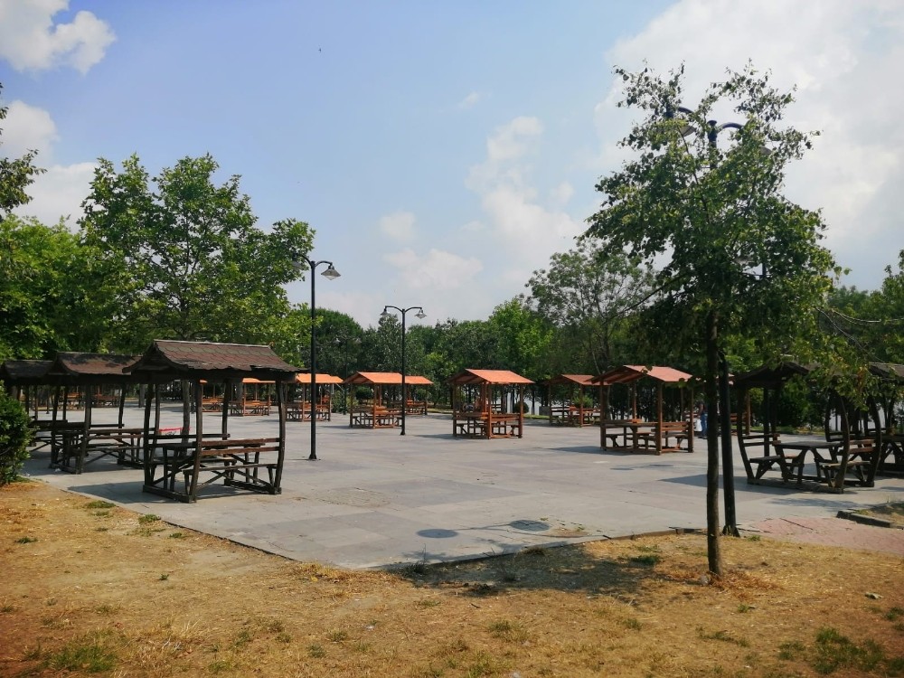 Avcılar’da barbekü alanları kaldırıldı
