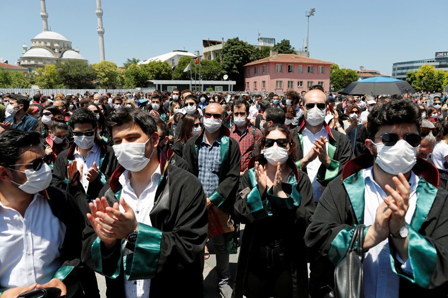 Avukatların protestosunu dünya böyle gördü