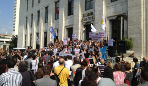 TRT'de protestolu kutlama