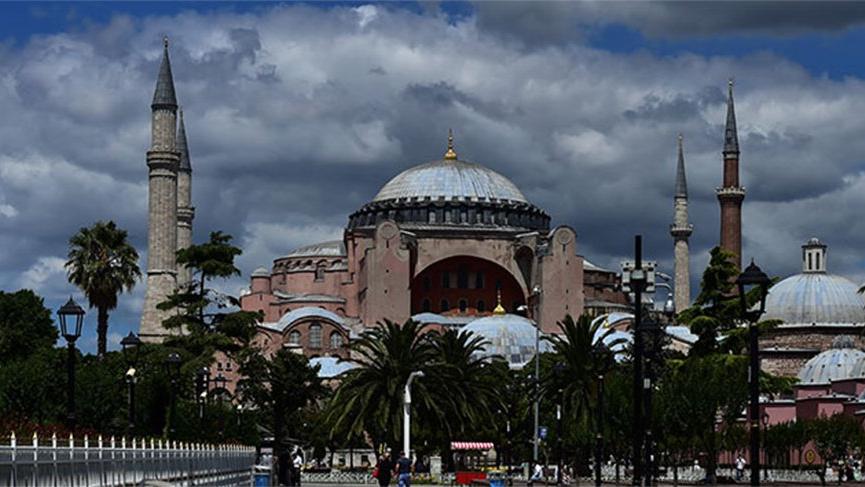 Siyasilerden peş peşe Ayasofya açıklaması!