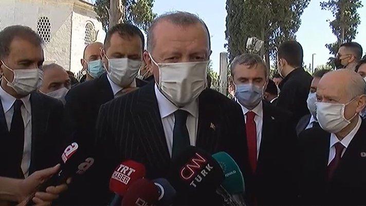 Cumhurbaşkanı Erdoğan: Ayasofya’da namaza 350 bin kişi katıldı