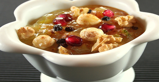 En tatlı değerimiz “Aşure” Eyüp’te dağıtılıyor